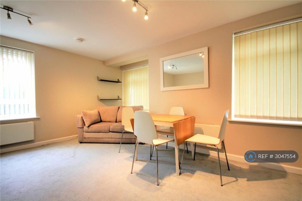 Apartment in Reading, Lower Earley, Earley - More