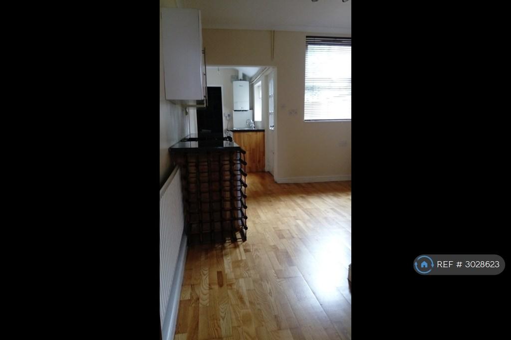 House in Nottingham - View 5