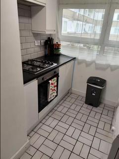 1 bedroom apartment to rent, Soldene Court, Georges Road N7