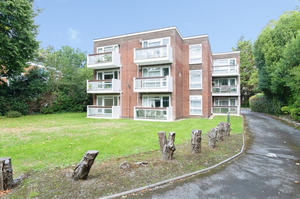 Apartment in Bournemouth - View 2