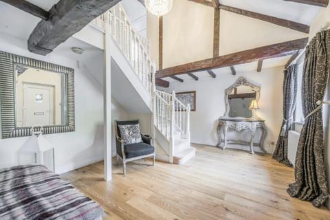 4 bedroom detached house for sale, Garson Lane, Staines-upon-thames, TW19