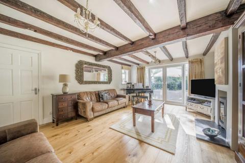 4 bedroom detached house for sale, Garson Lane, Staines-upon-thames, TW19