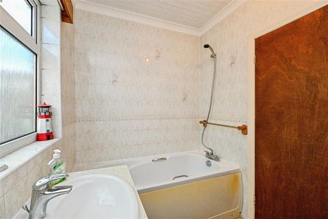 3 bedroom detached bungalow for sale, Leverington Common, Leverington, WISBECH