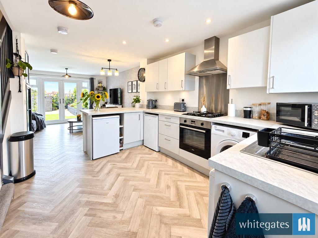 House in Sefton, Liverpool City Region - More