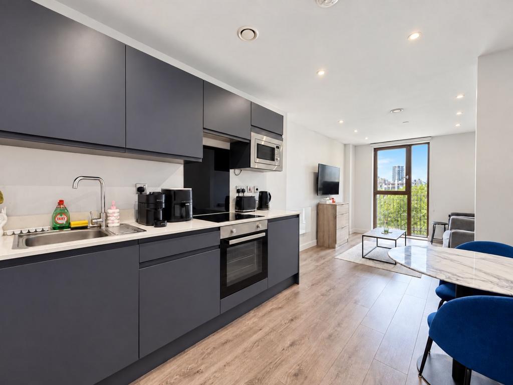 Apartment in Liverpool - View 2