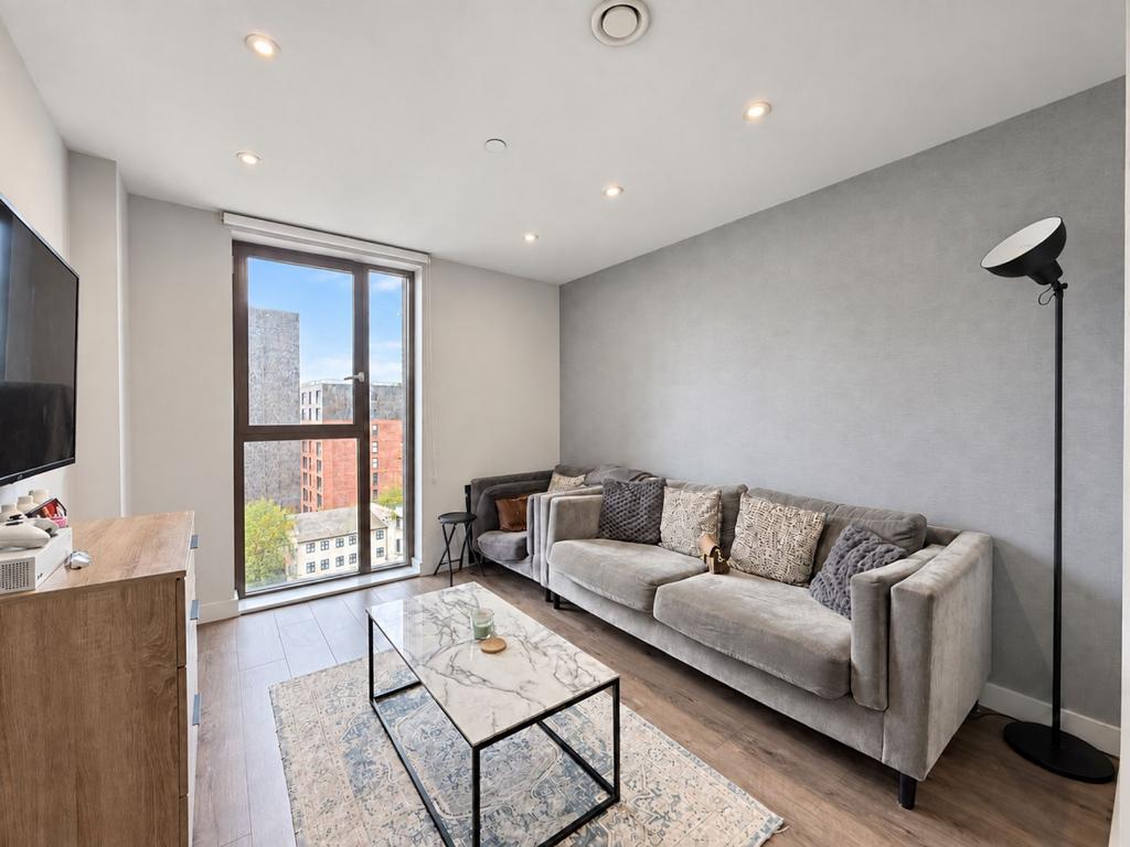 Apartment in Liverpool - View 3