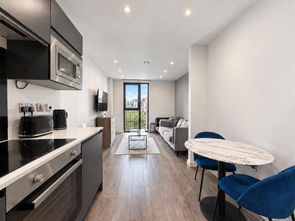 Apartment in Liverpool - View 4
