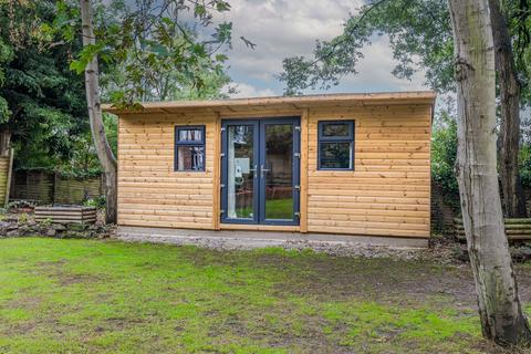 4 bedroom detached house for sale, The Loont, Winsford, CW7