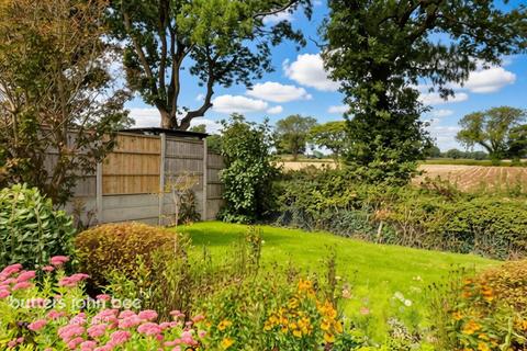 5 bedroom detached house for sale, Wentworth Grove, Winsford