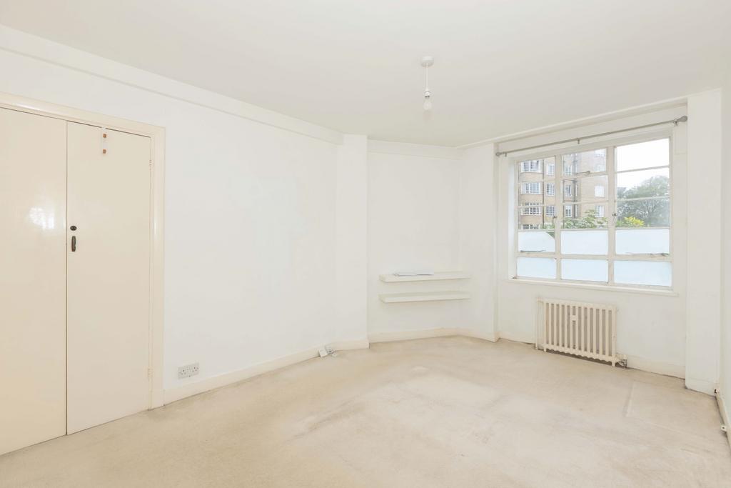 Apartment in Hove - More