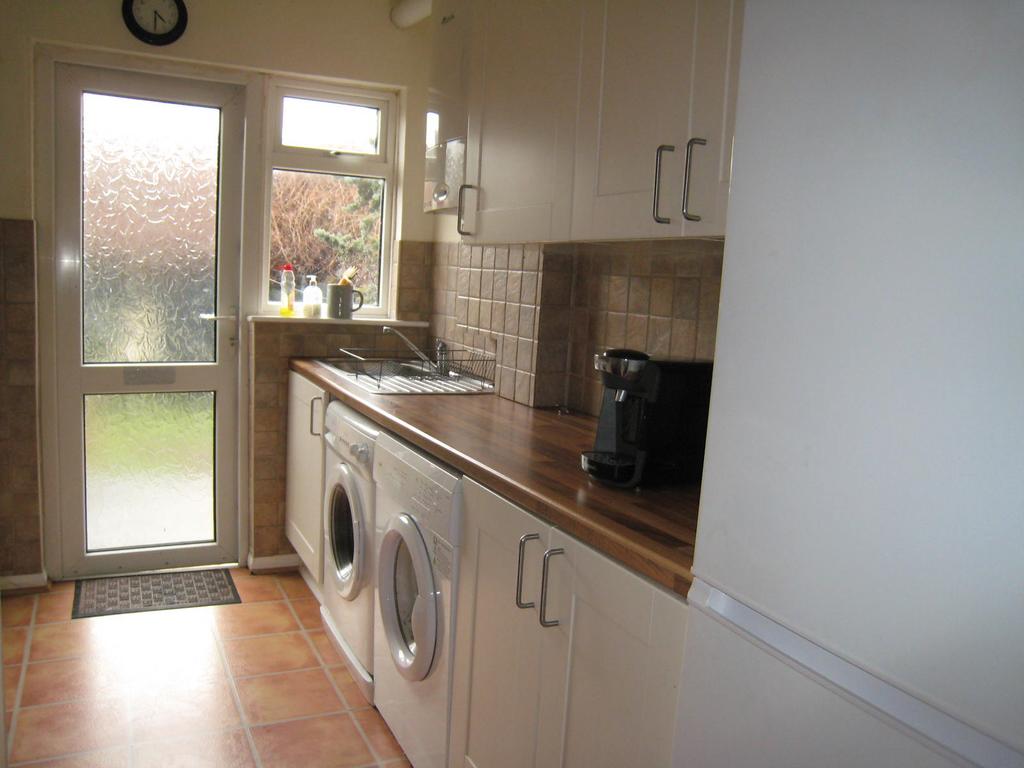 House in Brighton - View 5