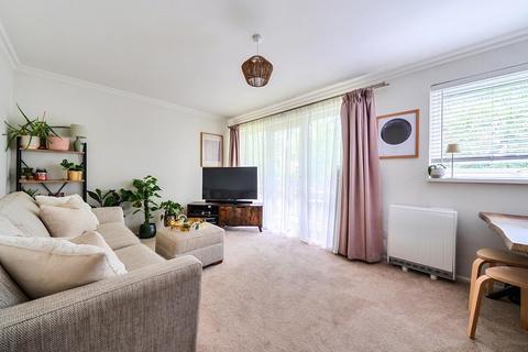 2 bedroom flat for sale, Hiltingbury Road, Hiltingbury, Chandler's Ford