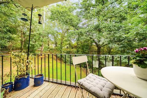 2 bedroom flat for sale, Hiltingbury Road, Hiltingbury, Chandler's Ford