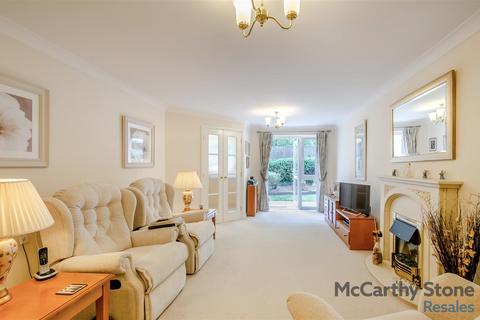 1 bedroom apartment for sale, St Rumbolds Court, Buckingham Road, Brackley