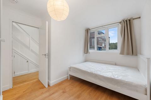 4 bedroom terraced house for sale, Jarrow Way, London, E9