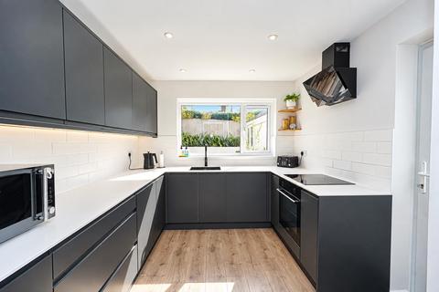 3 bedroom semi-detached house for sale, Hollybank Gardens, St. Leonards-On-Sea