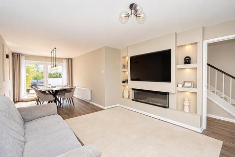 3 bedroom semi-detached house for sale, Hollybank Gardens, St. Leonards-On-Sea