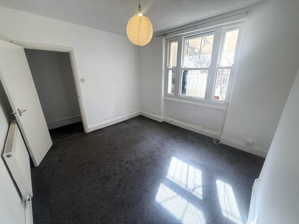 Apartment in East Sussex - View 5