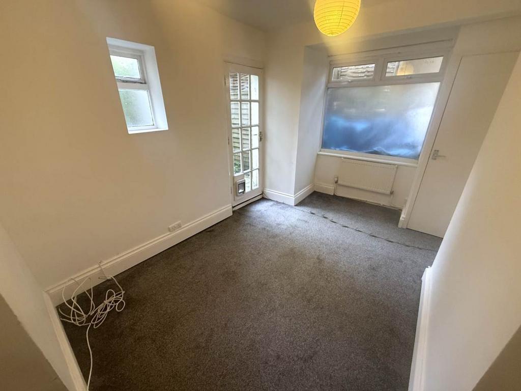 Apartment in East Sussex - More