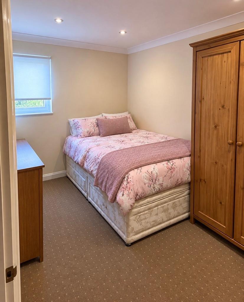 Apartment in Newcastle upon Tyne - View 5
