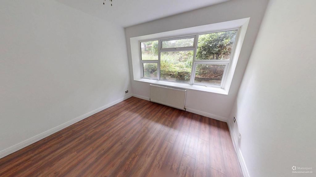 Apartment in Hove - View 4
