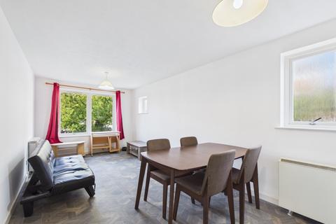 2 bedroom ground floor flat for sale, Tonnelier Road, Nottingham, Nottingham, Nottinghamshire, NG7