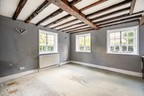 undefined, West Hill, Epsom, KT19 8JN