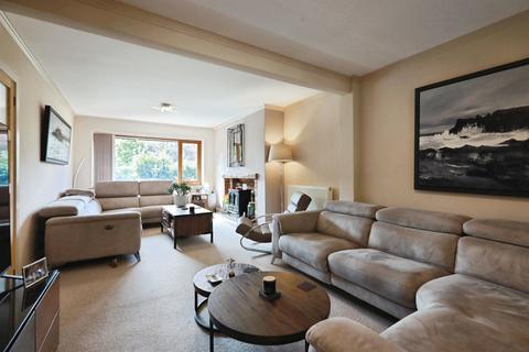 4 bedroom semi-detached house for sale, Mountford Close, Wellesbourne, Warwick