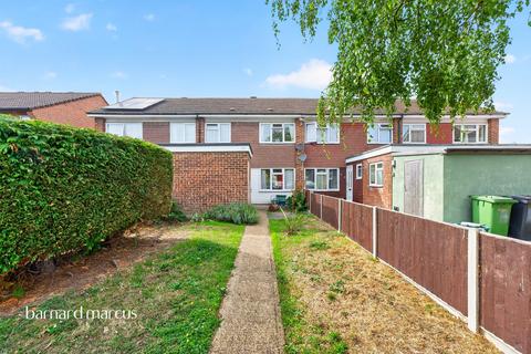3 bedroom terraced house for sale, Cremorne Gardens, Epsom