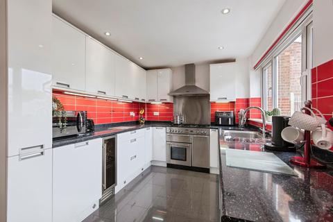 3 bedroom detached house for sale, Housman Avenue, Royston