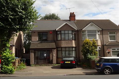 4 bedroom semi-detached house to rent, Moseley Avenue, CV6