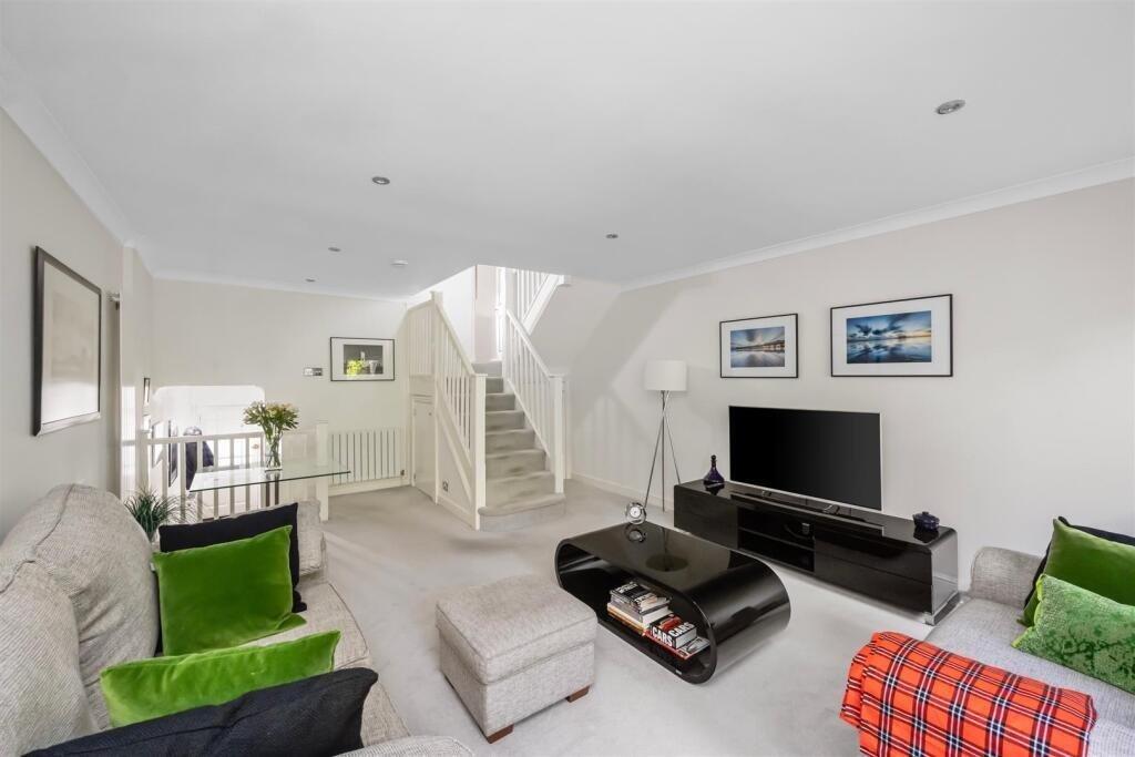 House in Brighton - View 2
