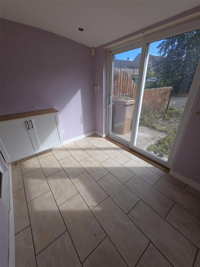 Apartment in Edinburgh - View 3