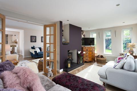 5 bedroom detached house for sale, Aldersyde, York, YO24