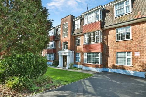 3 bedroom flat for sale