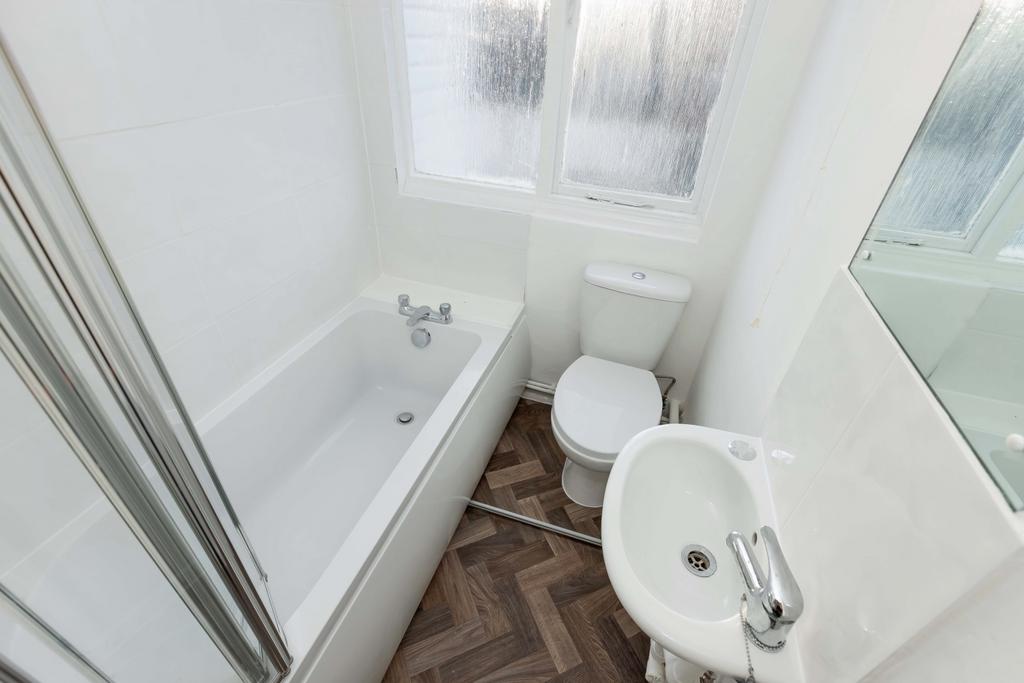 Apartment in Brighton - View 5