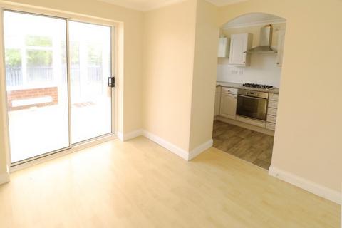 3 bedroom semi-detached house to rent, Sailors Wharf, Hull, HU9