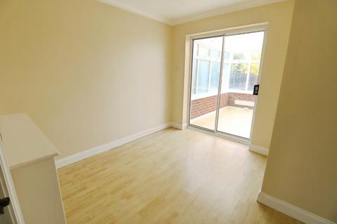3 bedroom semi-detached house to rent, Sailors Wharf, Hull, HU9