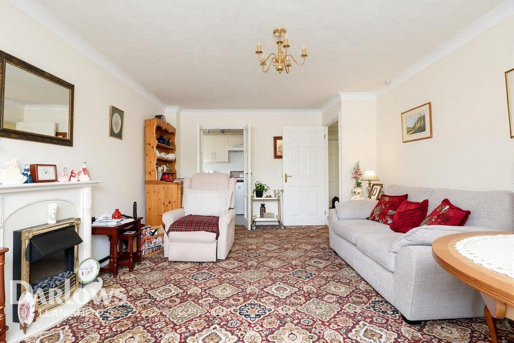 Apartment in Cardiff, Llanishen - View 5