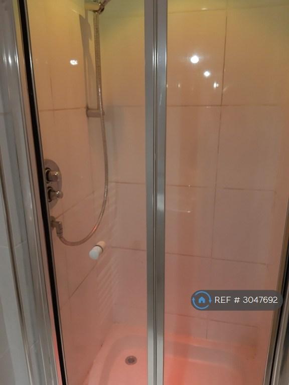 Apartment in Edinburgh, Duddingston - View 2