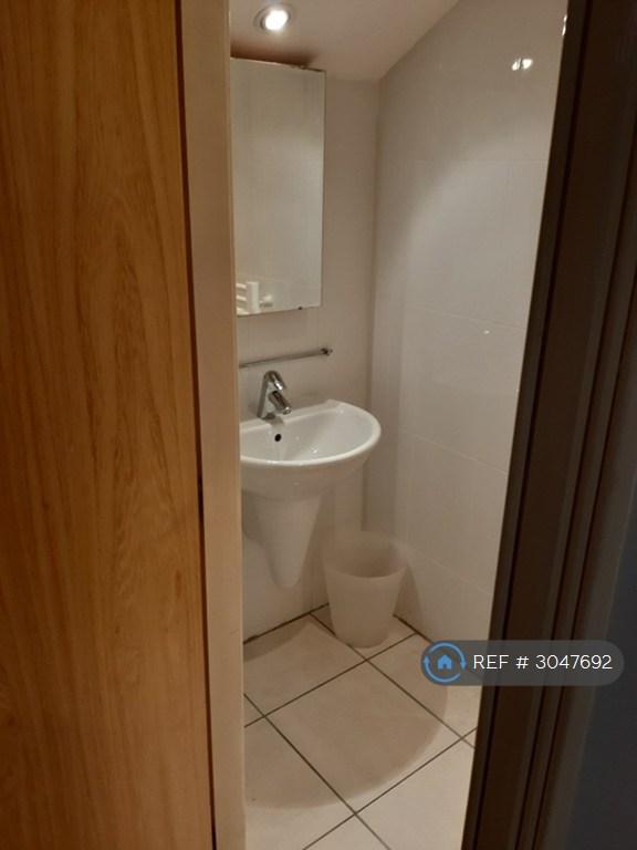 Apartment in Edinburgh, Duddingston - View 3
