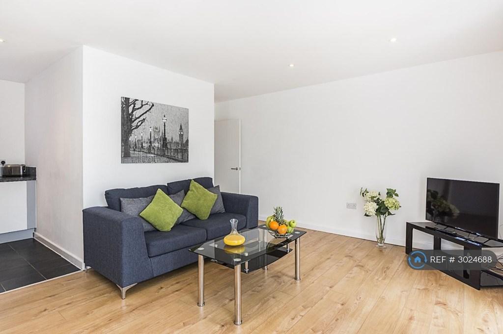Apartment in Reading - View 2