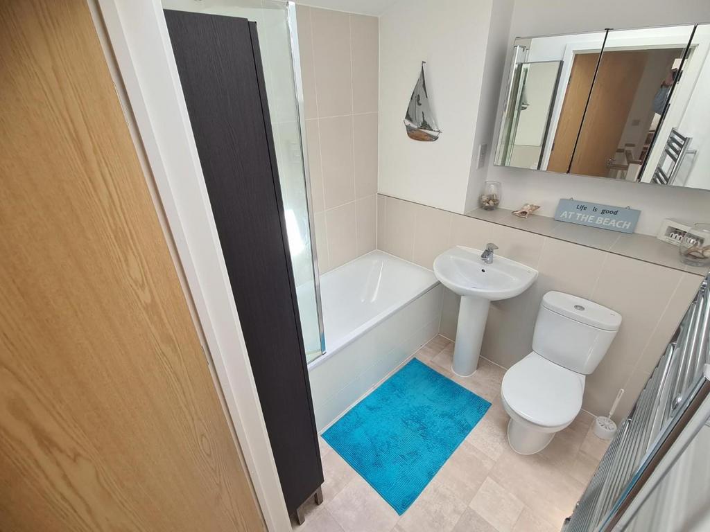Apartment in Penarth - More