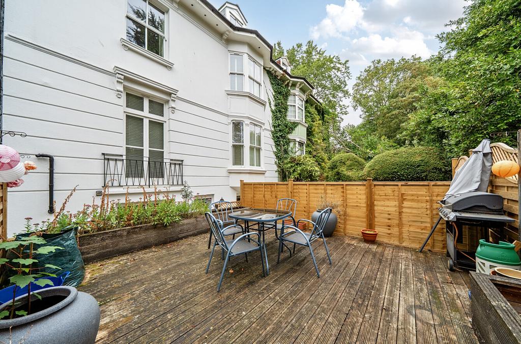 Apartment in Brighton - View 3