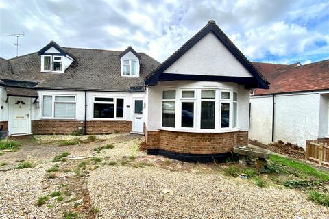 3 bedroom semi-detached bungalow for sale, Oaklands Avenue, Brookmans Park Hatfield AL9