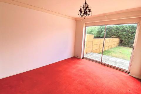 3 bedroom semi-detached bungalow for sale, Oaklands Avenue, Brookmans Park Hatfield AL9