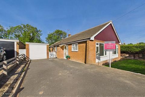 3 bedroom bungalow for sale, Cromwell Close, Huntingdon PE26