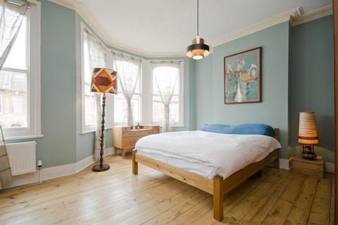 3 bedroom house for sale, Elmcroft Street, London, E5
