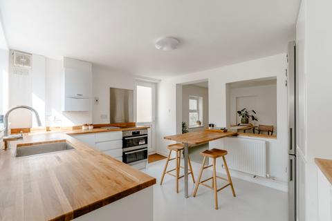 4 bedroom semi-detached house for sale, Dereham Road, Norwich