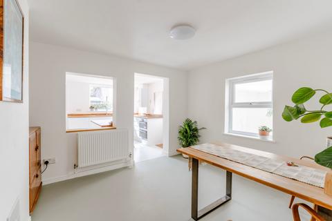 4 bedroom semi-detached house for sale, Dereham Road, Norwich